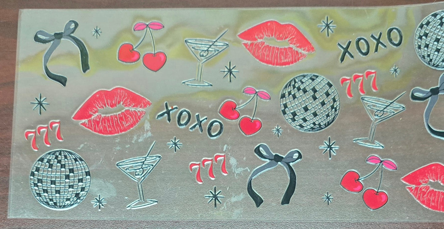 #101 Lips and Globes