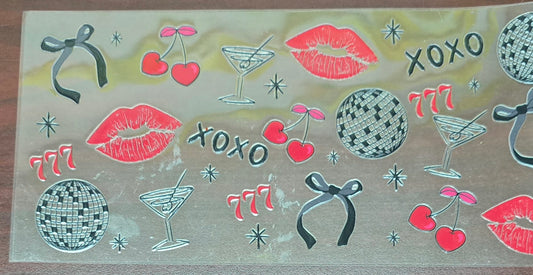 #101 Lips and Globes
