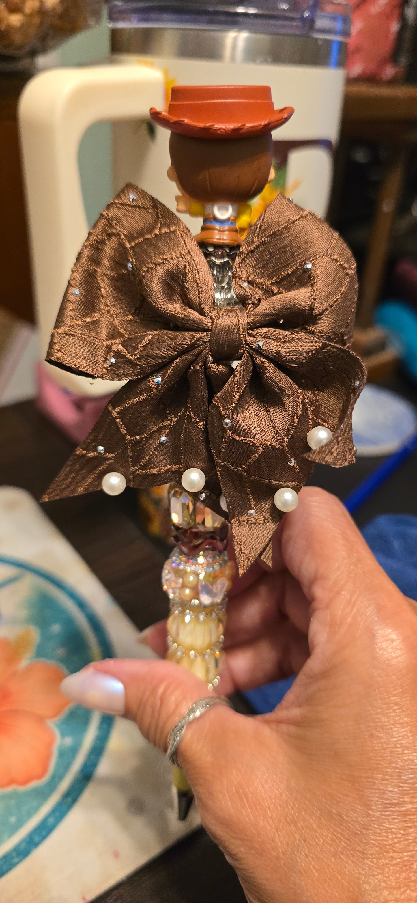 Woody rhinestone pen