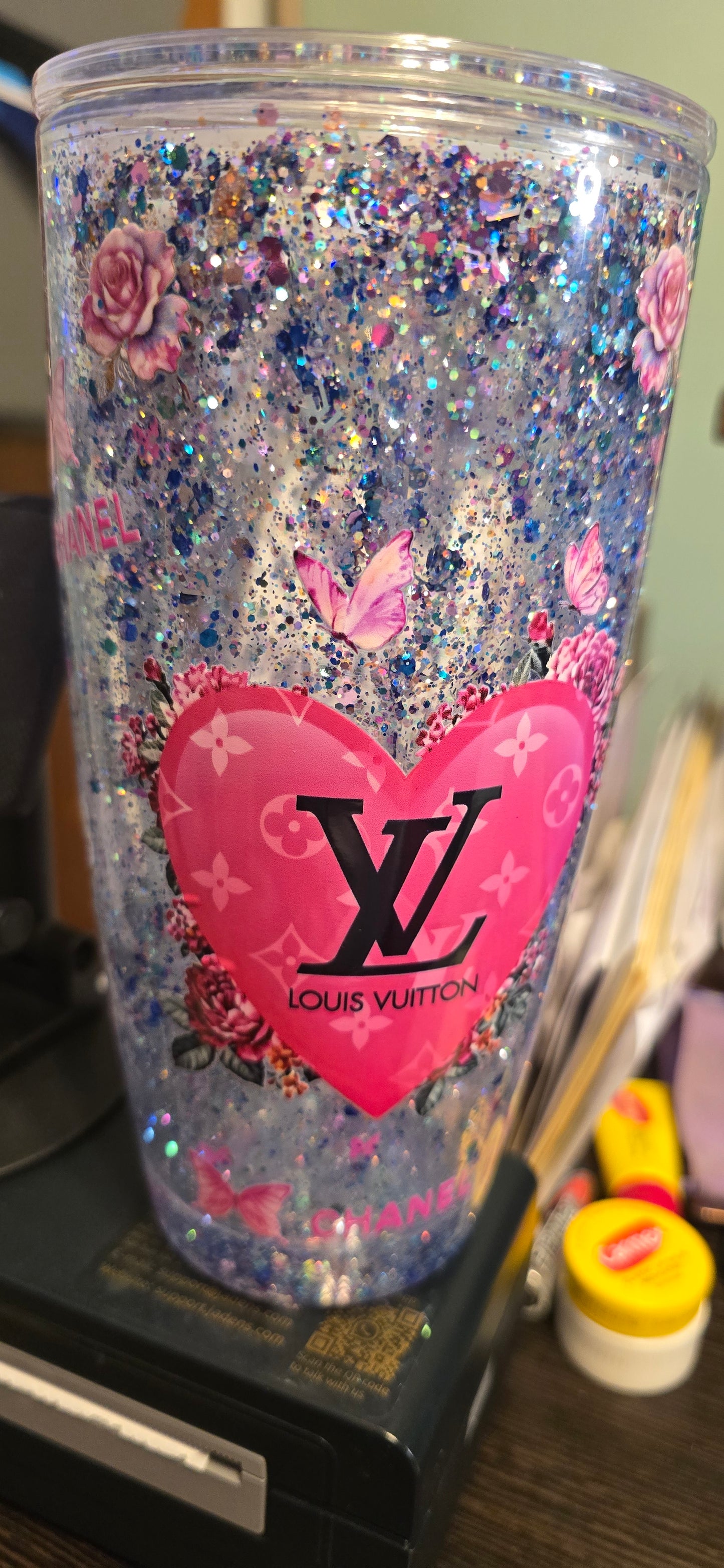 20 oz CC and LV waterfall